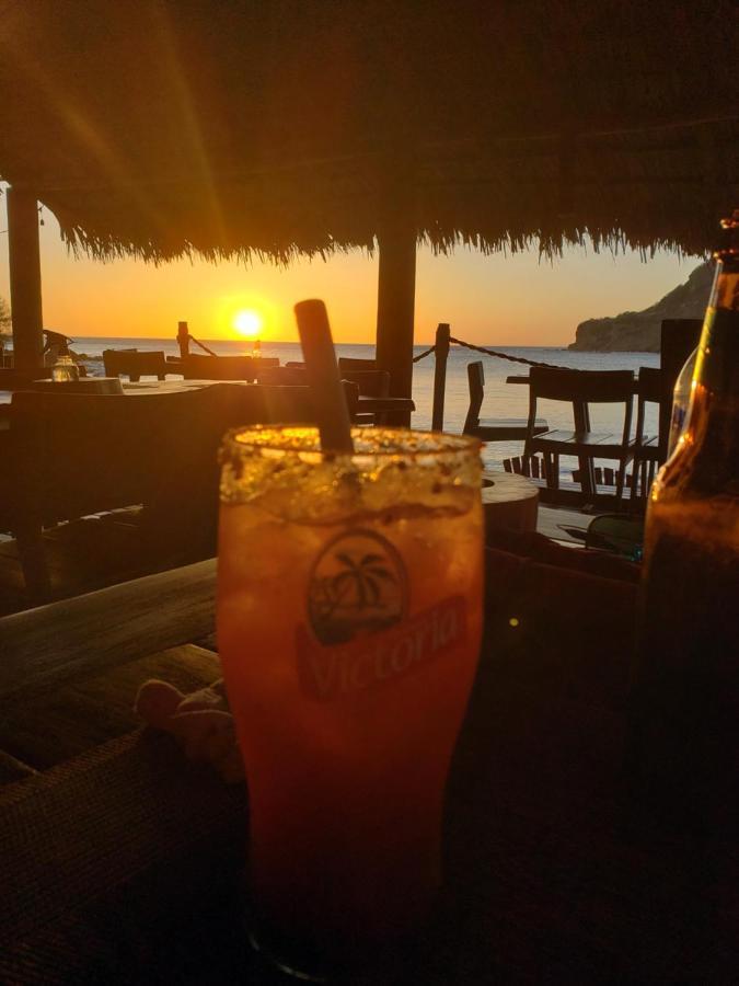 Aqua Oceanfront Hotel Resort El Gigante Kültér fotó